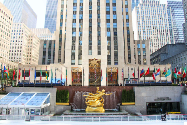 El Rockefeller Center: Donde la Ciudad Brilla